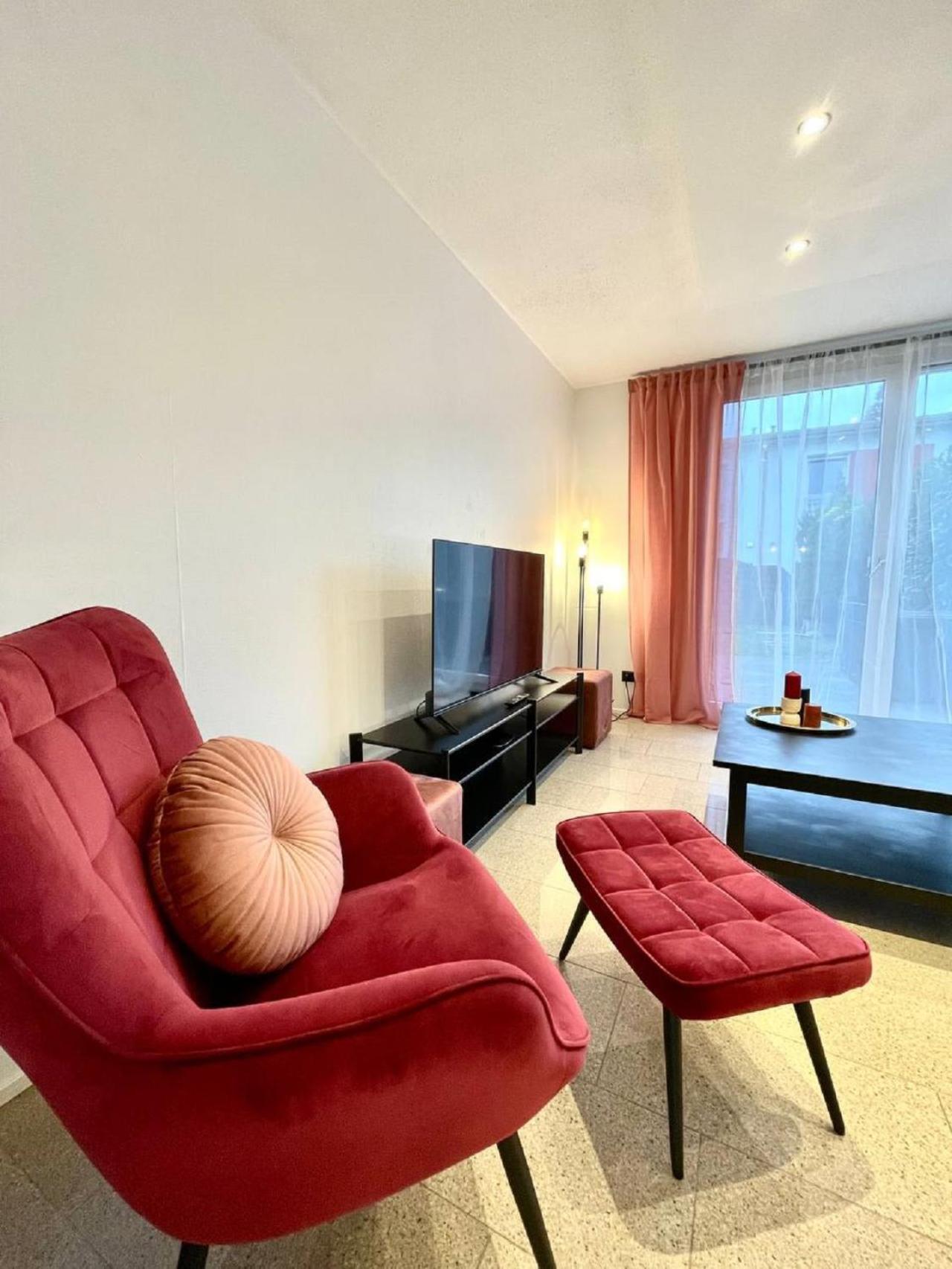 Geraeumiges Ferienhaus In Koblenz Koblenz  Ngoại thất bức ảnh