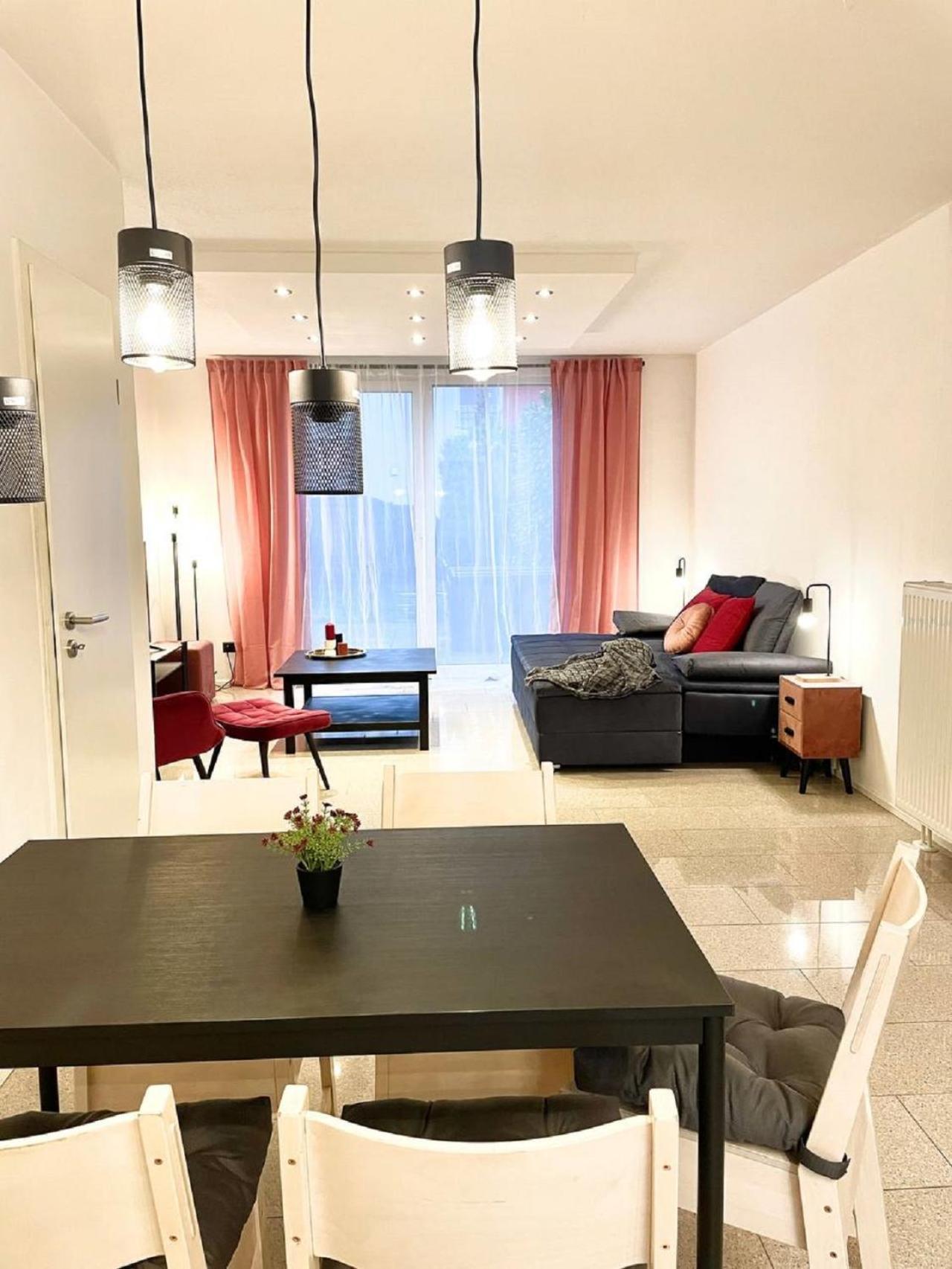 Geraeumiges Ferienhaus In Koblenz Koblenz  Ngoại thất bức ảnh