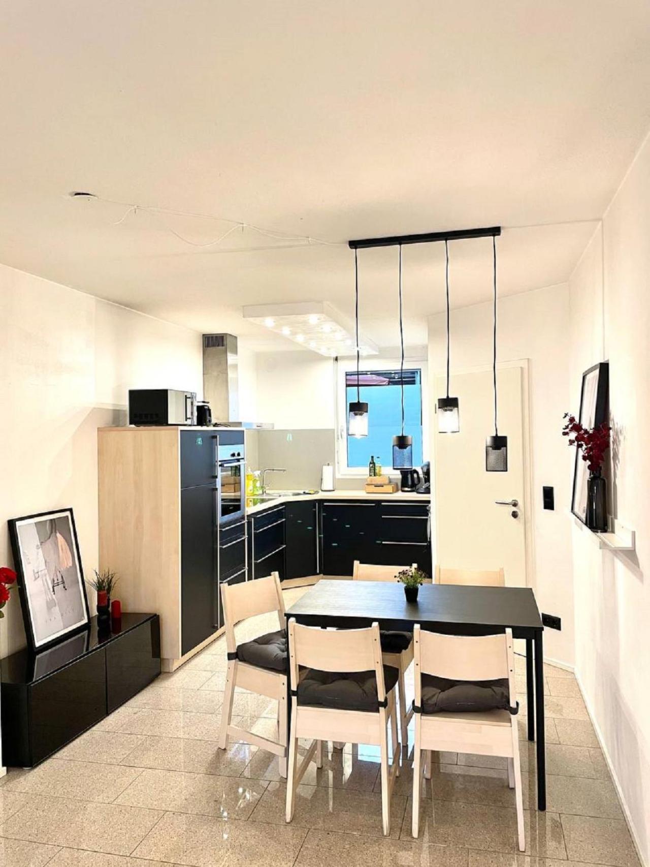 Geraeumiges Ferienhaus In Koblenz Koblenz  Ngoại thất bức ảnh