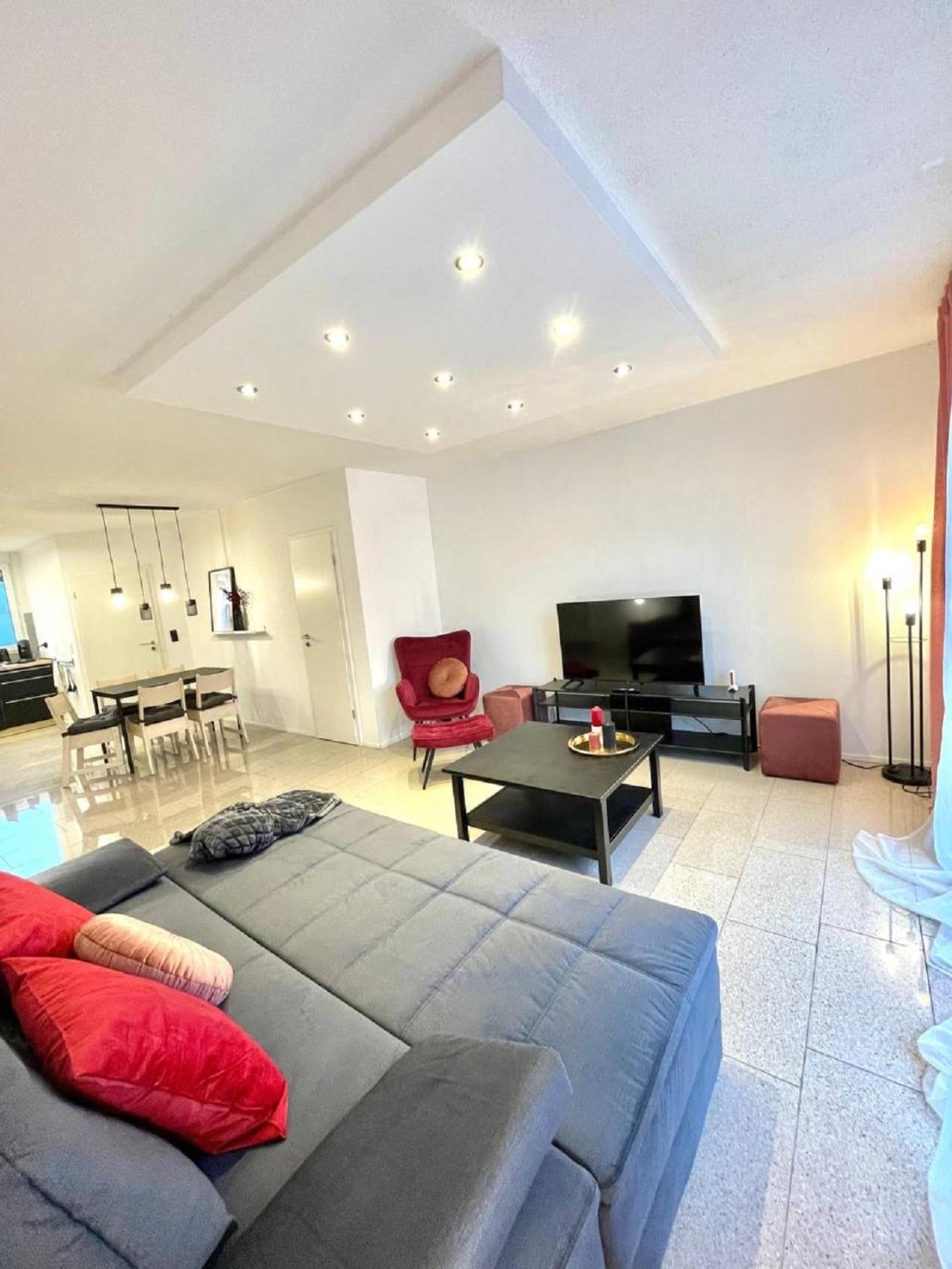 Geraeumiges Ferienhaus In Koblenz Koblenz  Ngoại thất bức ảnh