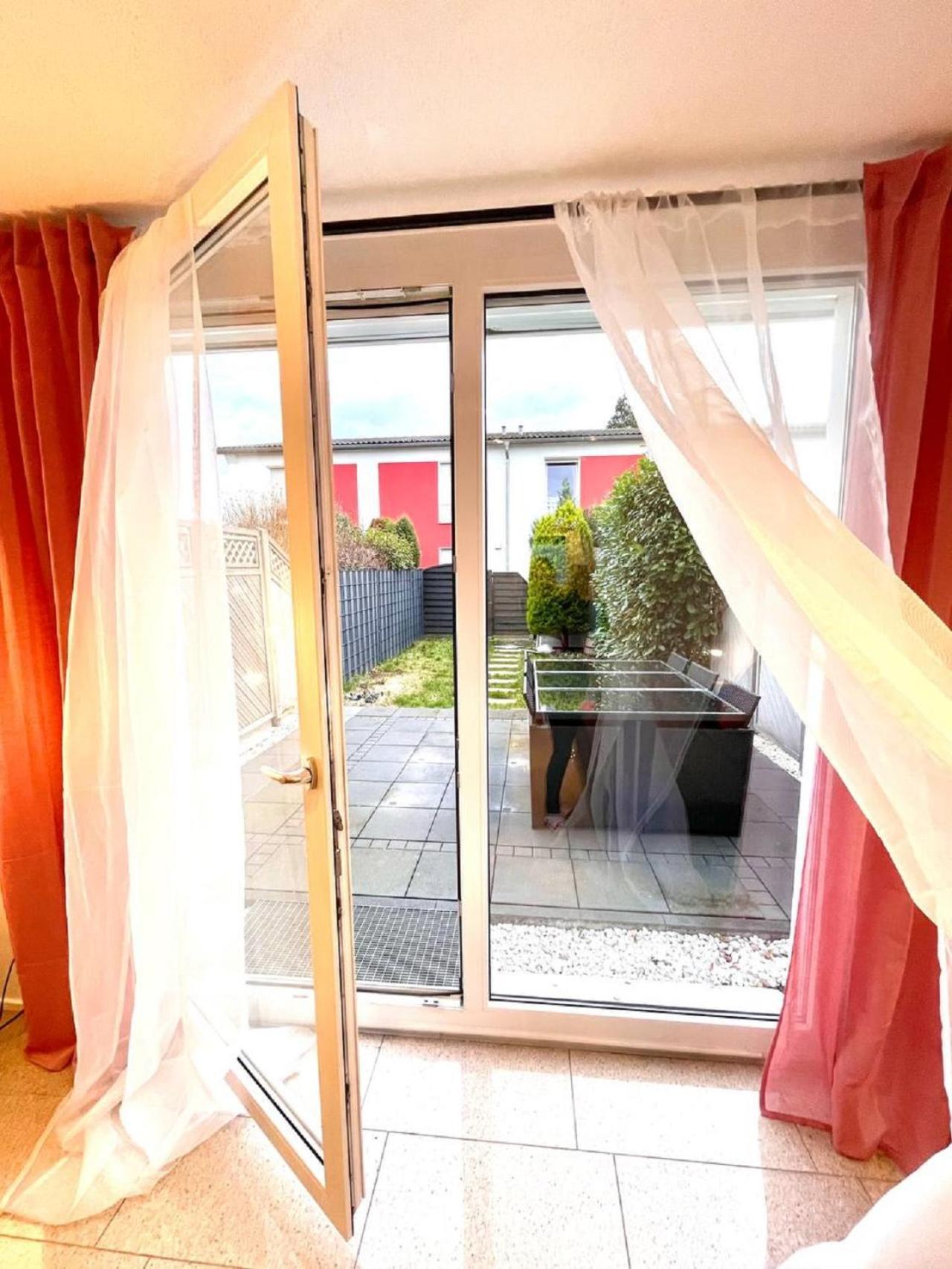 Geraeumiges Ferienhaus In Koblenz Koblenz  Ngoại thất bức ảnh